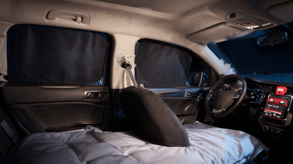 車中泊の安全対策|防犯・換気・エコノミークラス症候群対策